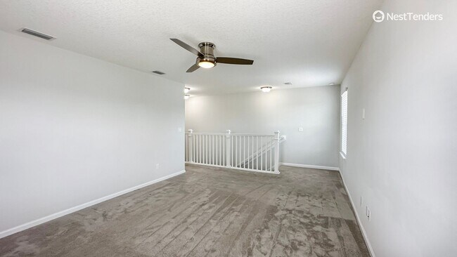 Building Photo - Four Bedrooms in the Heart of Nassau County!