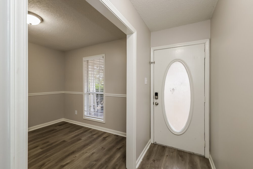 Building Photo - 5733 Crievewood Dr