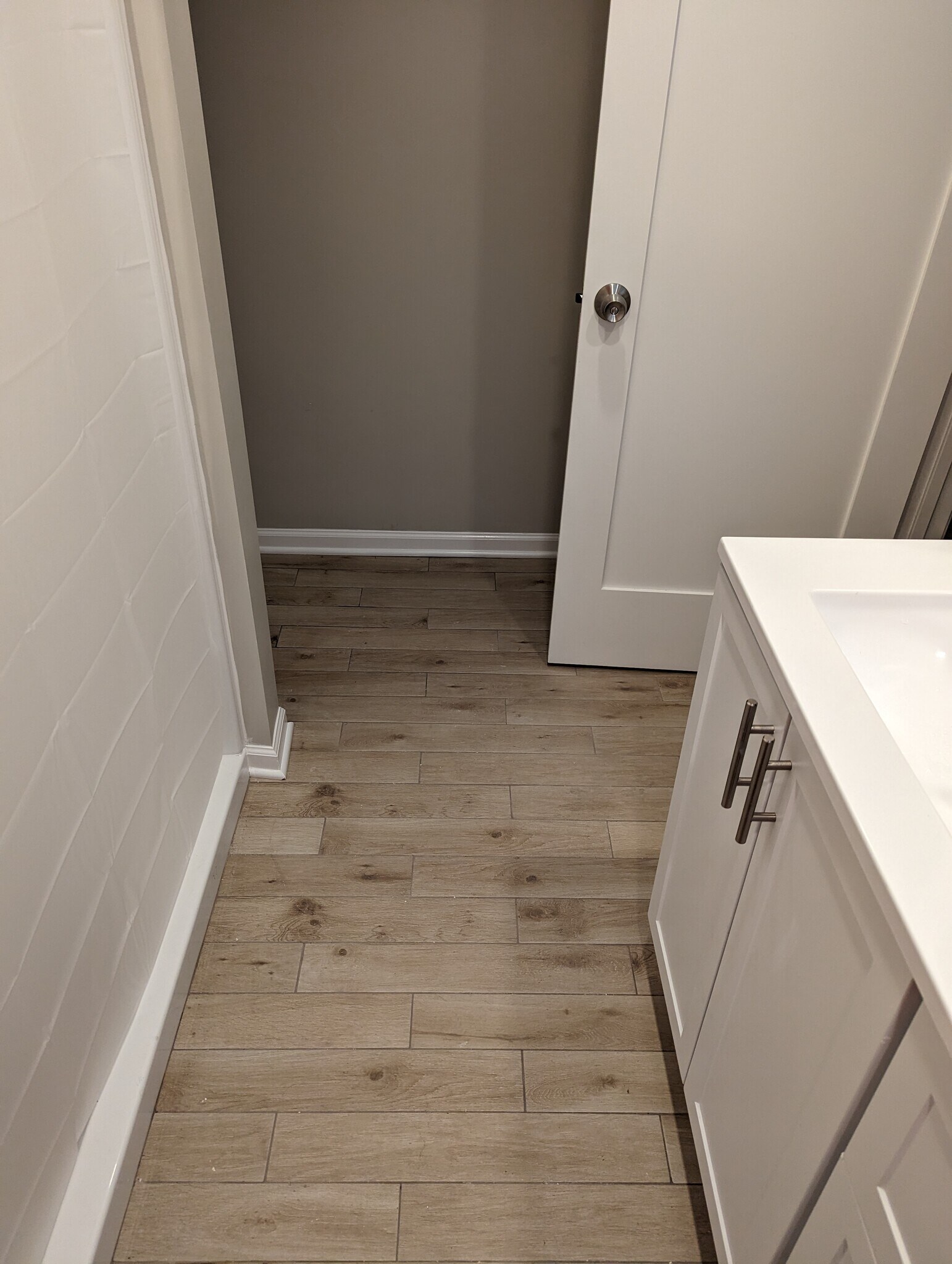 Building Photo - 5454 W Windsor Ave