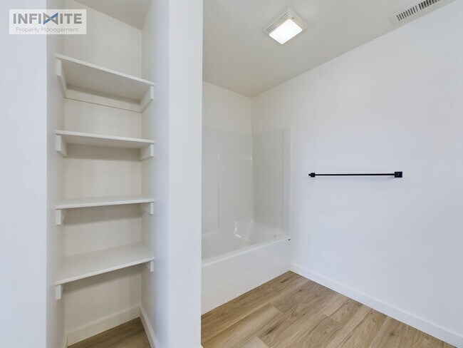 Building Photo - 602 Relentless Dr