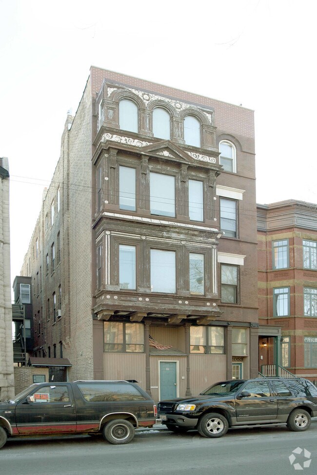 Building Photo - 2053-2055 N Sheffield Ave