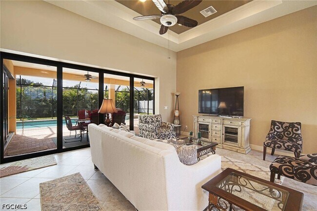 Building Photo - 1502 SW 38th St