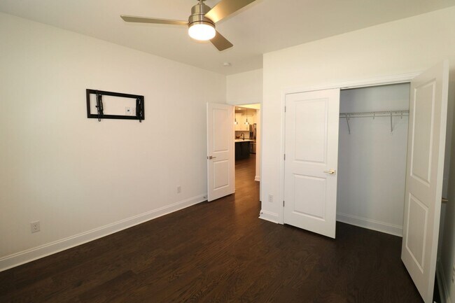 Building Photo - 772 Gibb St