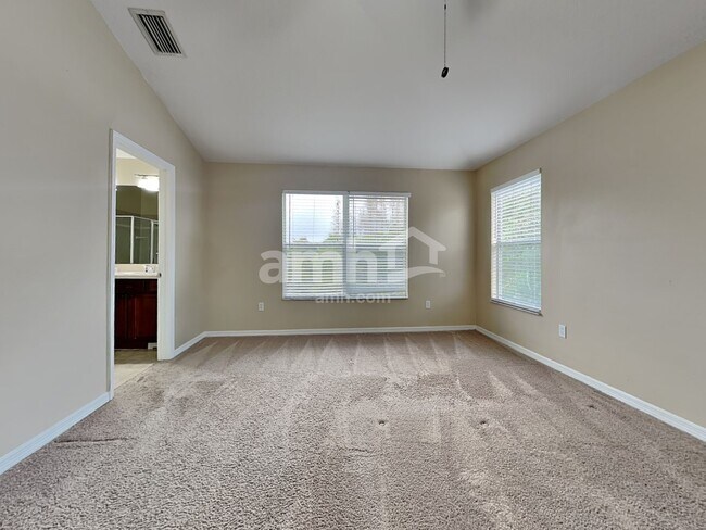 Building Photo - 31437 Heatherstone Dr