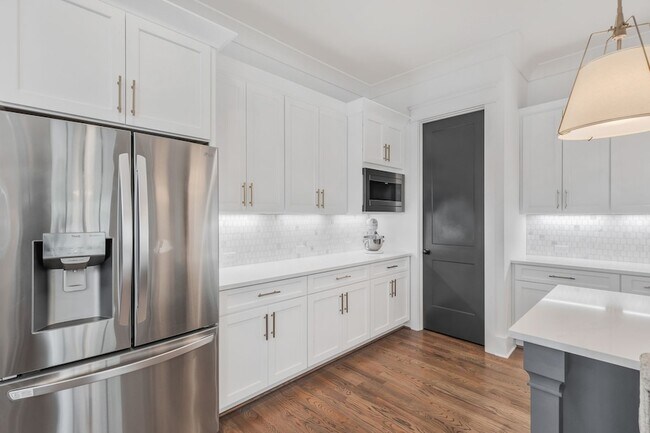 Building Photo - 59 Brookwood Terrace
