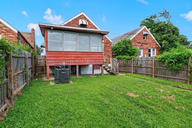 Building Photo - 5920 Ferris Ave