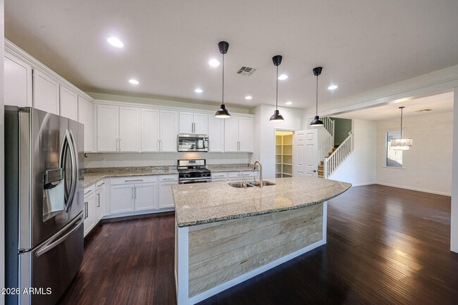 Building Photo - 12144 W Remuda Dr