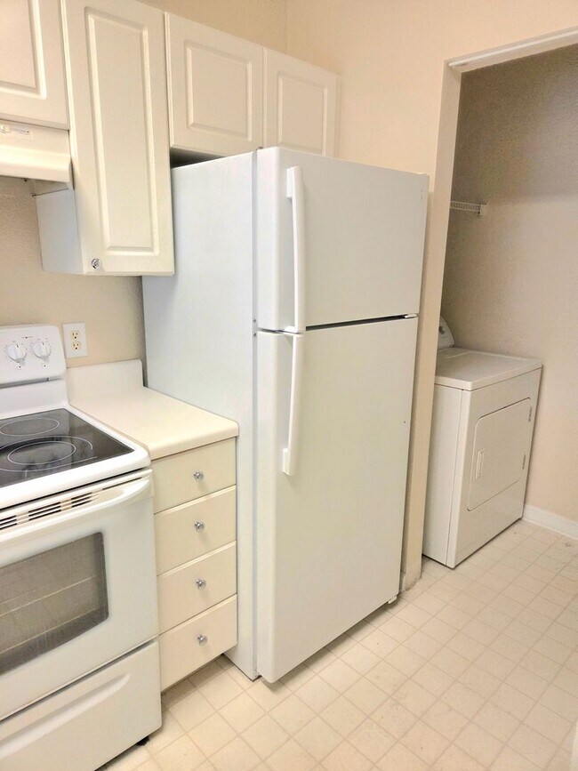 Building Photo - Gated Community located in Sanford/Lake Mary