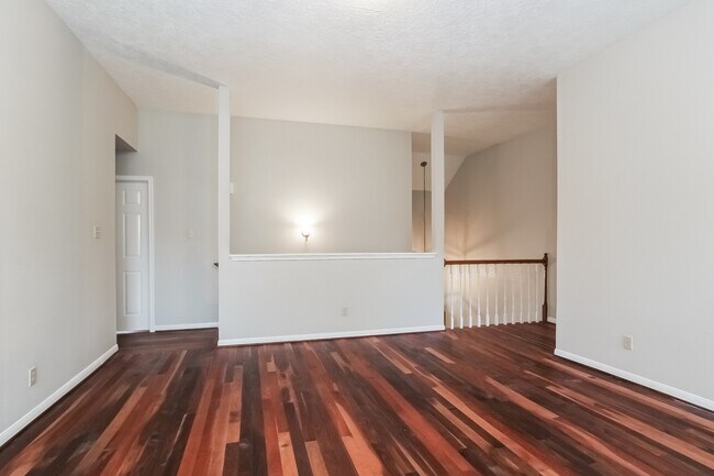 Building Photo - 3606 Beckett Ridge Dr