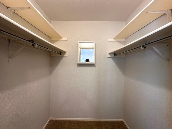 Building Photo - 2711 Wilcrest Dr