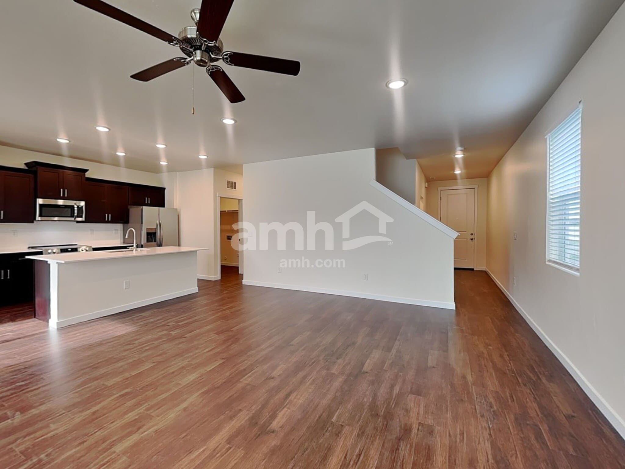 Building Photo - 1496 N Garnet Creek Ave