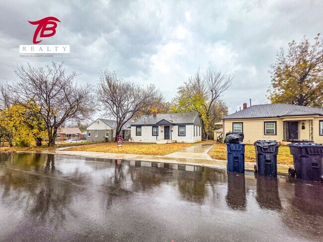 Building Photo - Charming 3 Bed home for lease!