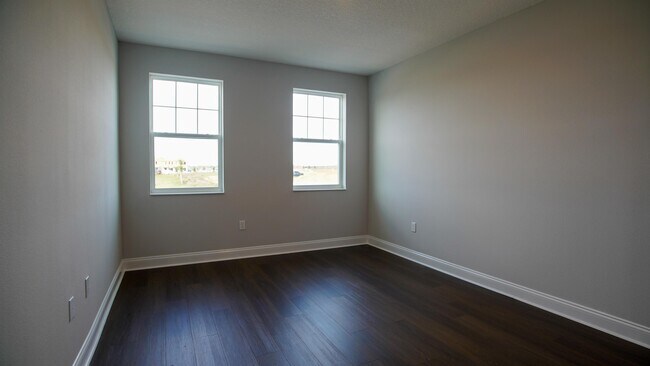 Building Photo - 12182 Eastmoor Dr