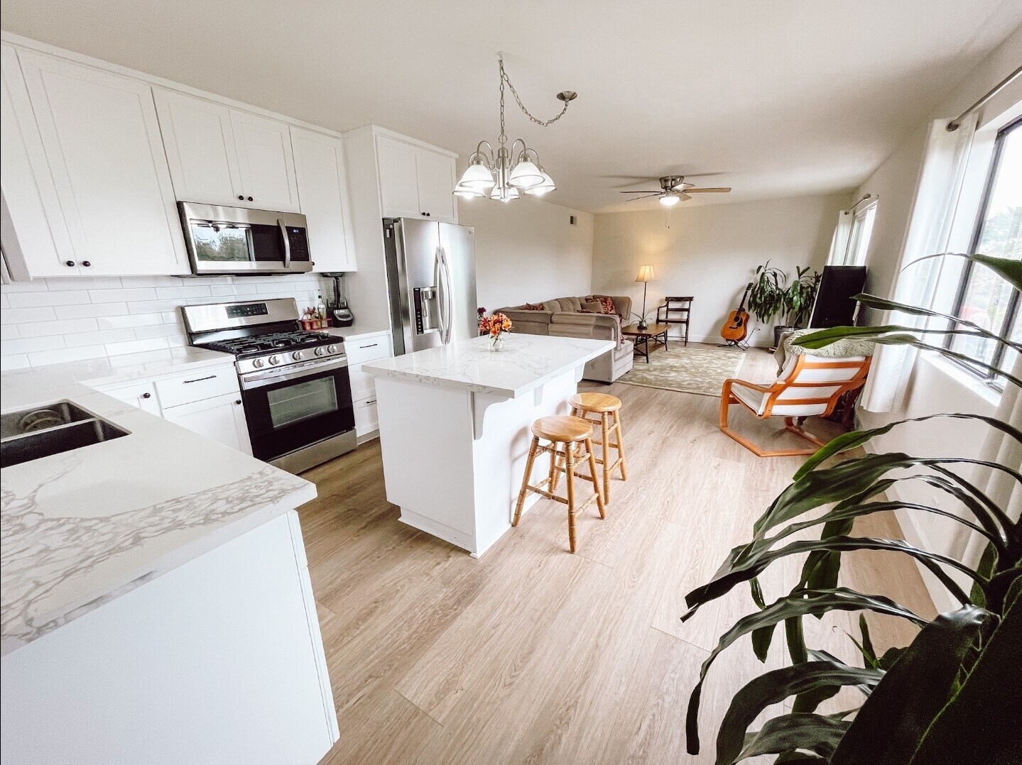 WOW - 665 Alto Dr