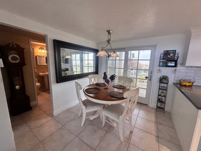 Building Photo - One Bedroom for Rent in Dana Point