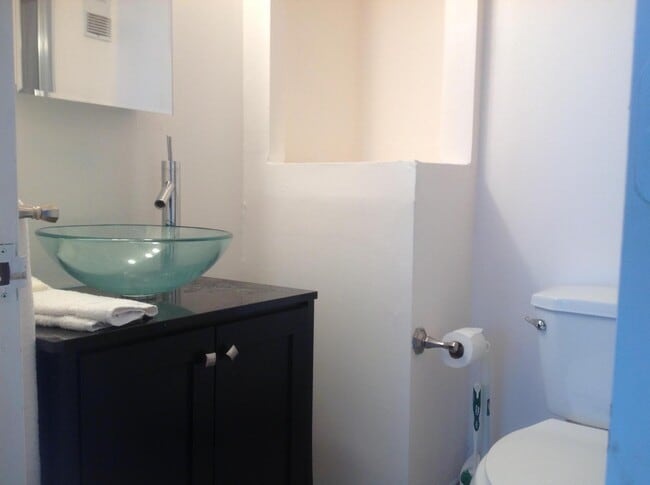 Building Photo - 3221 S Ocean Blvd