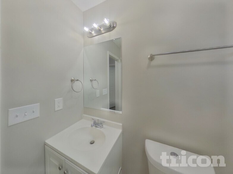 Building Photo - 8501 Milton Morris Dr