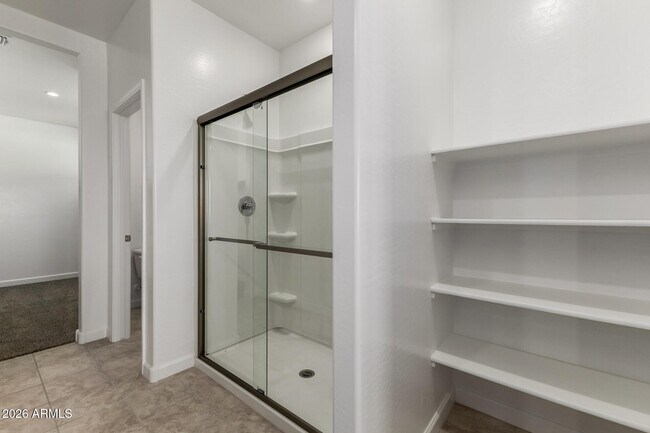 Building Photo - 9173 S Palo Verde Dr