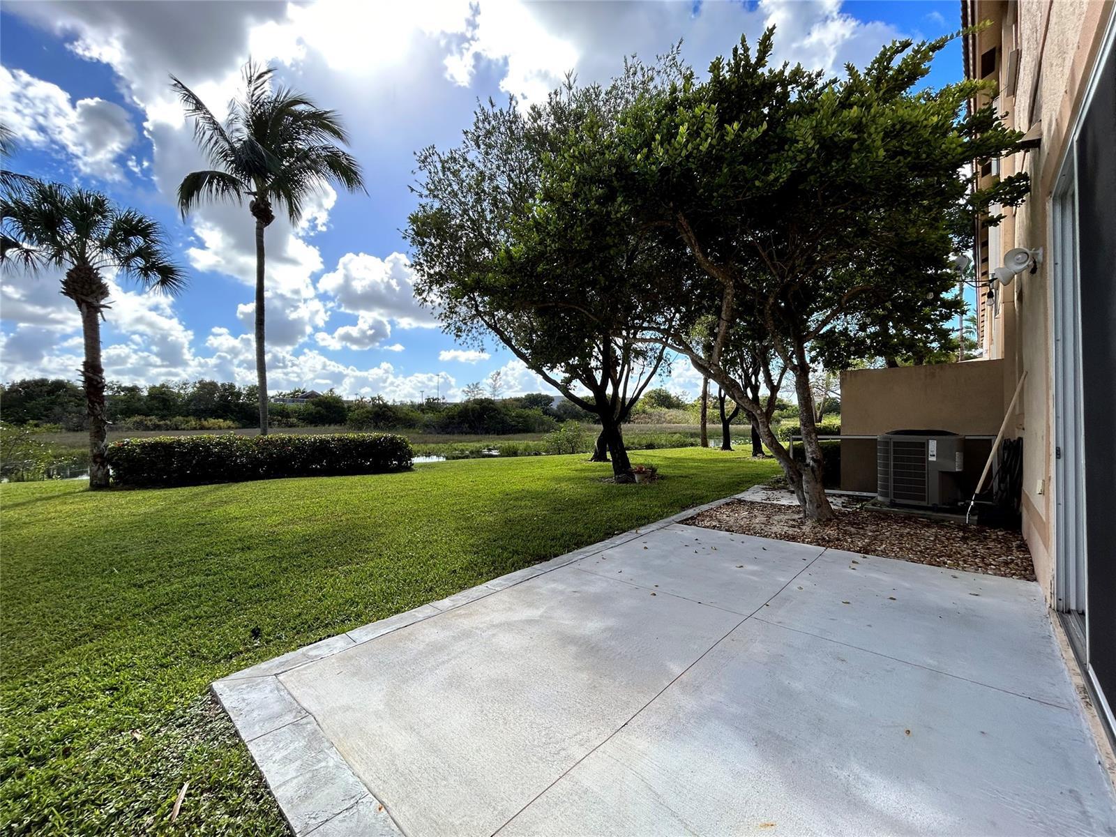 Building Photo - 604 NW 170th Ter