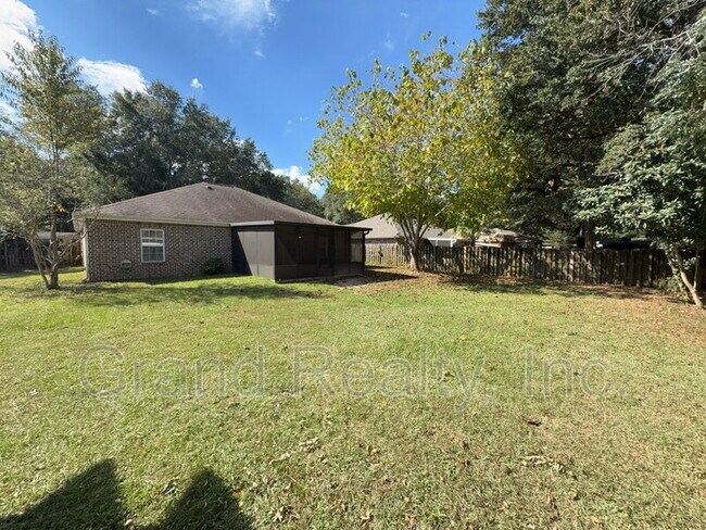 Building Photo - 5022 Patterson Ln