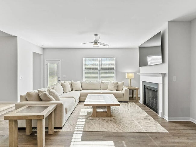 Building Photo - Earn Wealth While Leasing - Like a Homeowner - Lease to Own