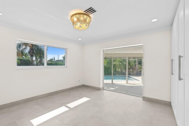 Building Photo - Southeast 7th Avenue, Pompano Beach, FL 33060 - 3 BR 3 BA house