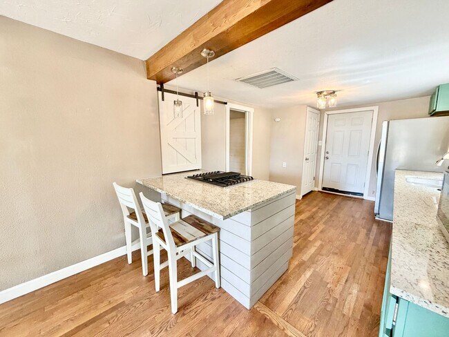 Building Photo - 3074 S Elati St