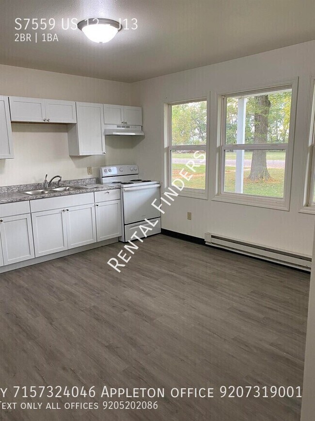 Building Photo - S7559 US-12