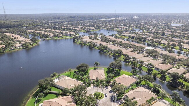 Building Photo - 8270 Eleuthera Ln