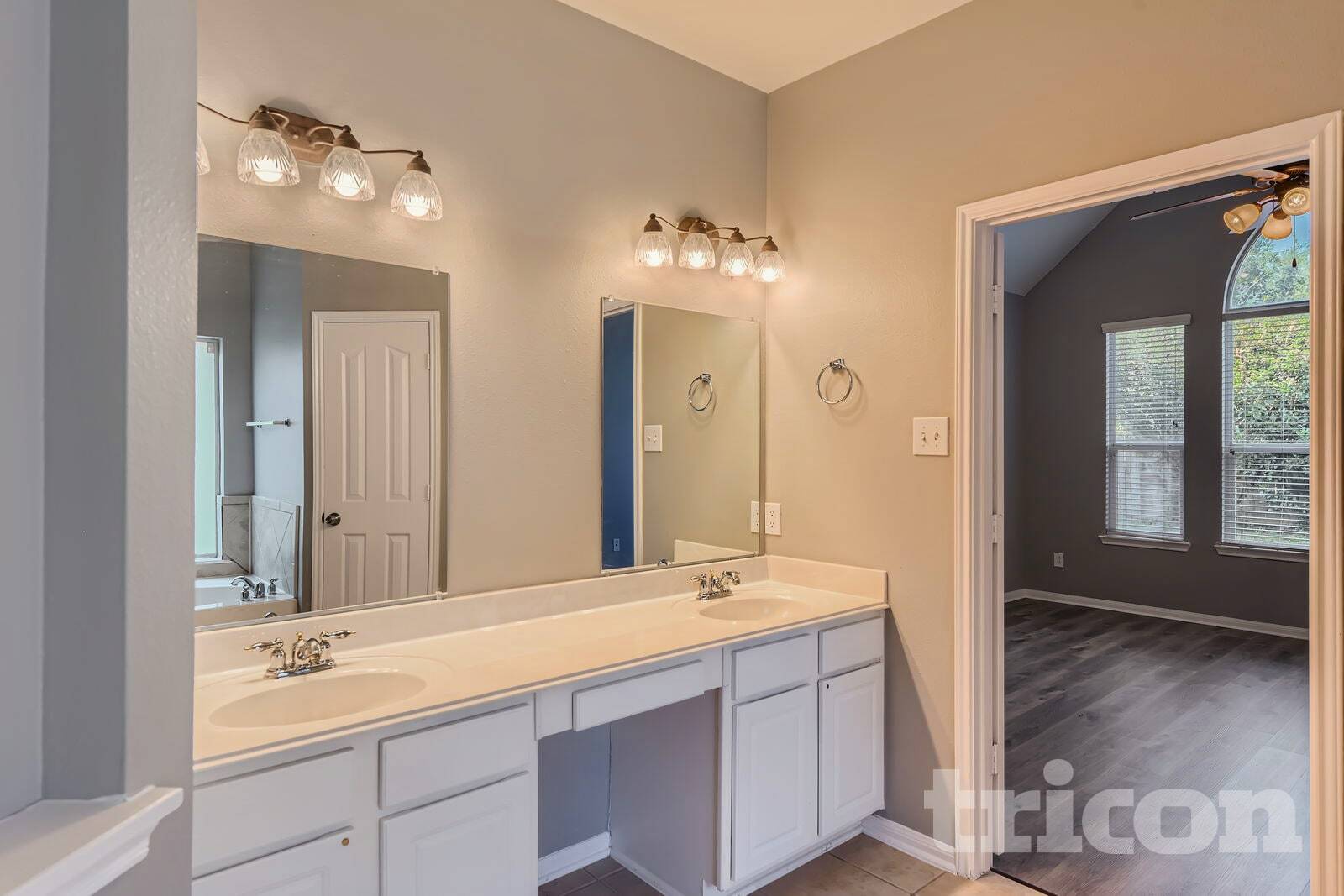 Building Photo - 7506 Parkcross Pl