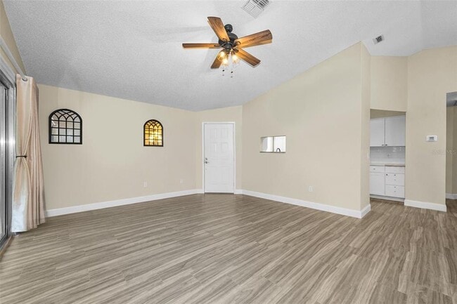Building Photo - 4638 Sheffield Dr