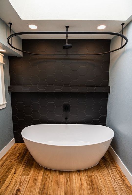 Building Photo - 20825 Crest Dr