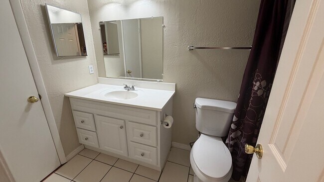 Building Photo - House For Rent - Metrowest