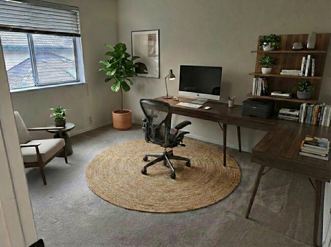 Building Photo - 5607 Lakeland Hills Way SE