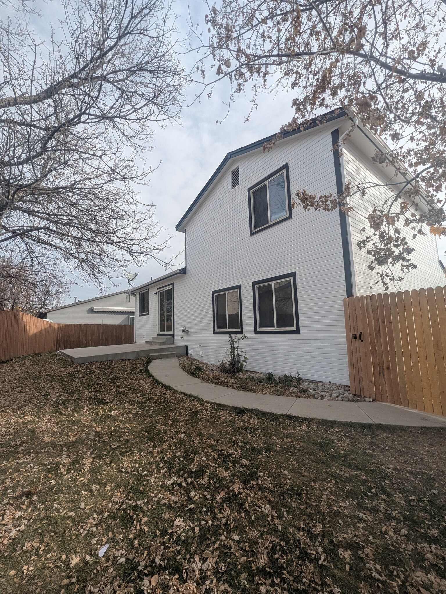 Building Photo - 8491 Rabbitbrush Way