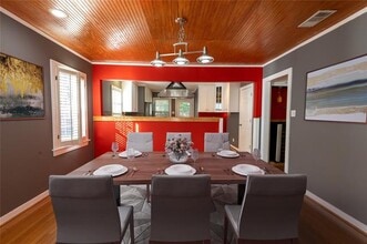 Building Photo - 5102 Bradford Dr