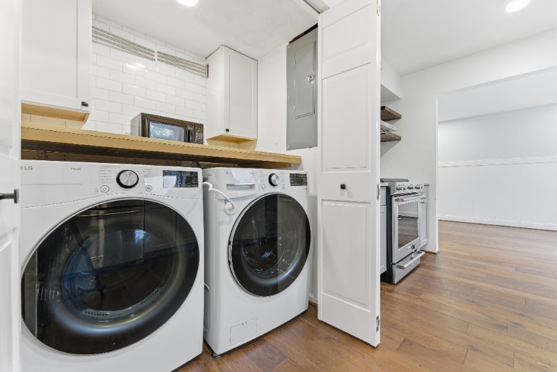 Building Photo - 210 73rd St