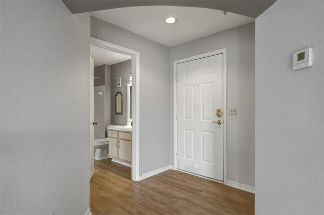 Building Photo - 7300 Westpointe Blvd