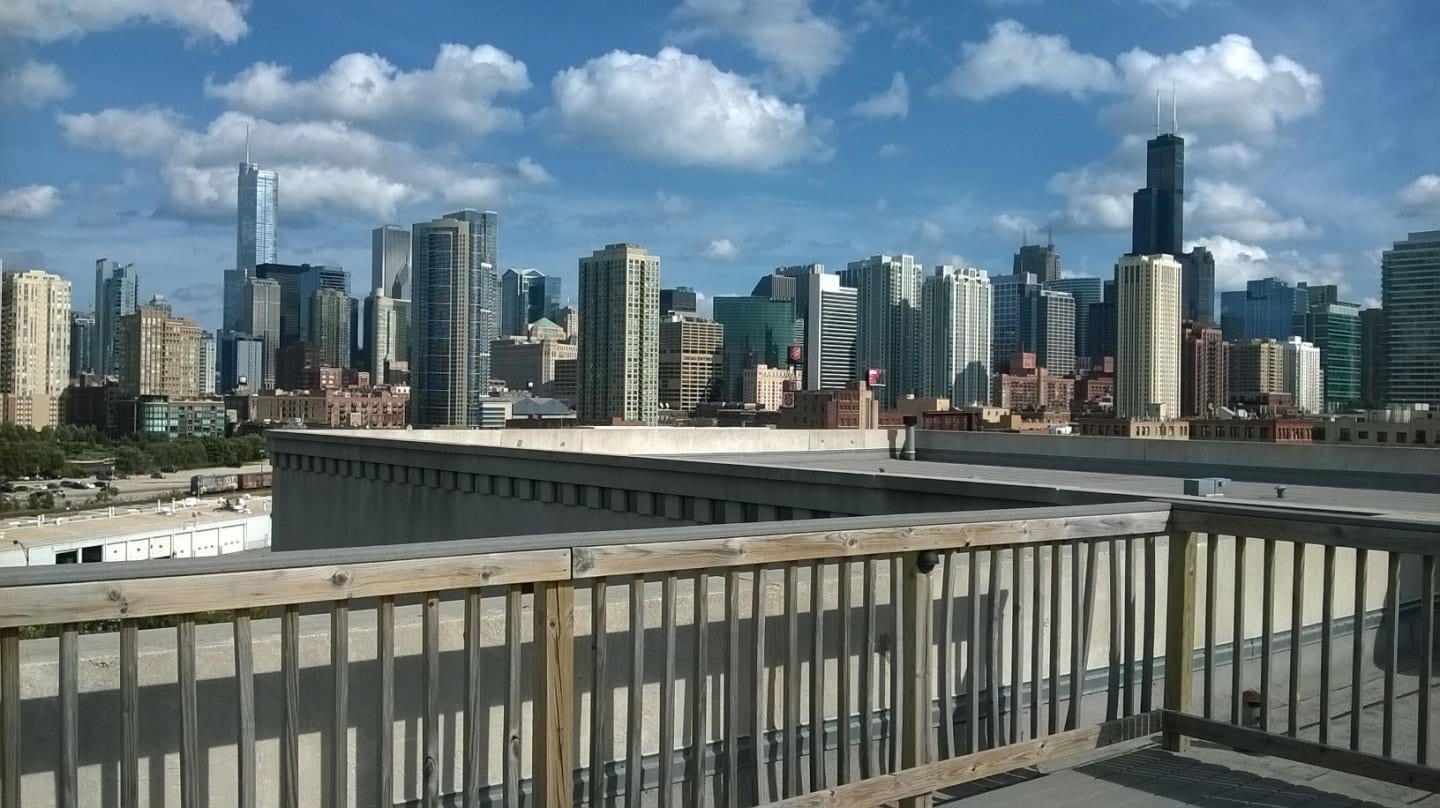 Building Photo - 680 N Green St