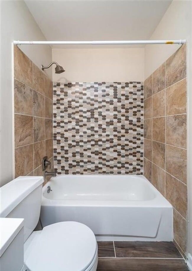 Building Photo - 4 bed & 2.5 bath with a pool
