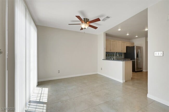 Building Photo - 901 Angel Star Ln