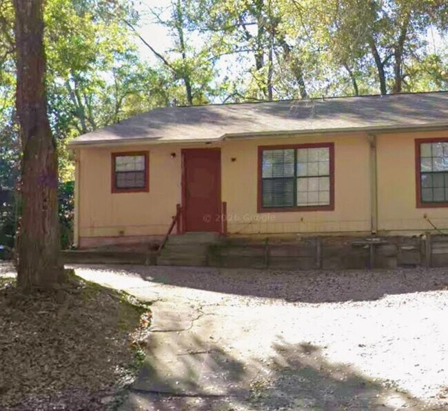Building Photo - 2479 Raymond Diehl Rd