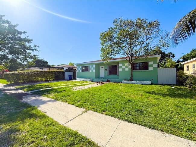 Primary Photo - 1141 NE 154th Terrace