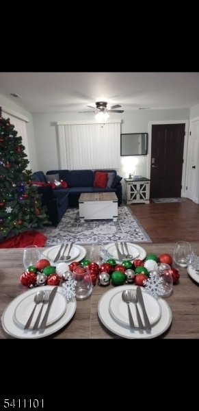 Building Photo - 12 Stonehill Dr