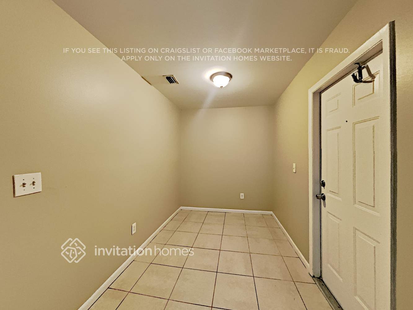 Building Photo - 5108 E Holland Ave