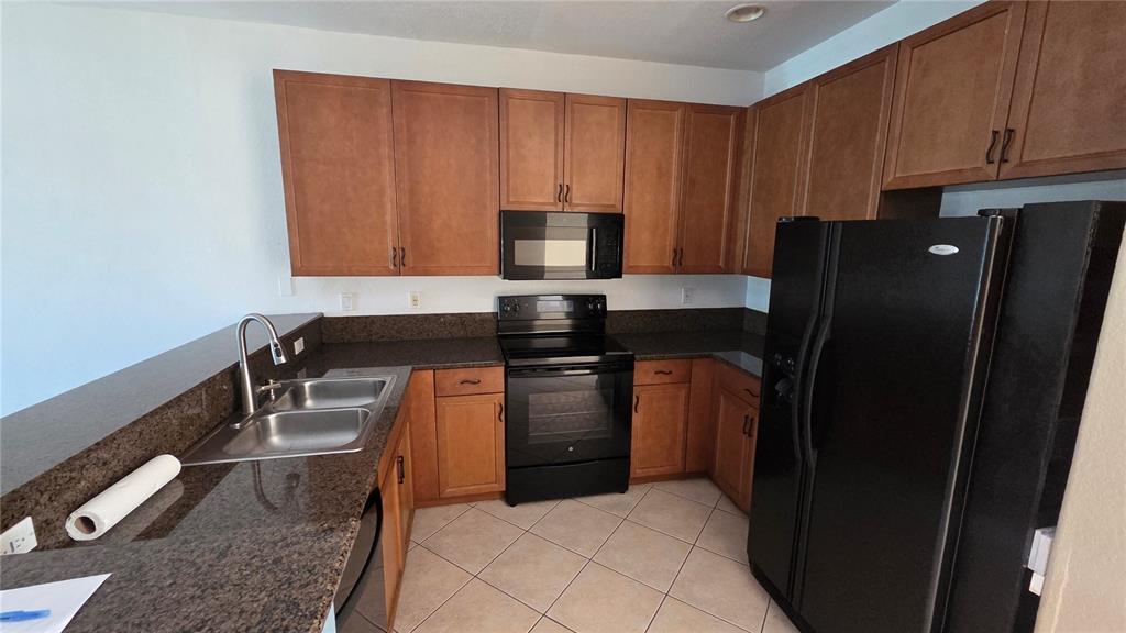 Building Photo - 4605 SW 75th Way