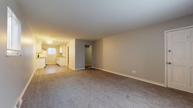 Building Photo - 7405 Marlborough Ave