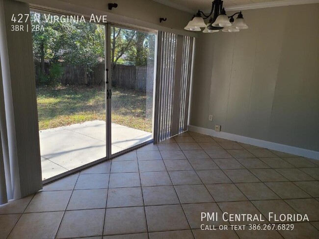 Building Photo - Great 3 Bedroom 2 Bath in Central Deland