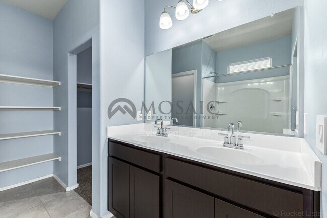 Building Photo - 35349 W San Alvarez Ave