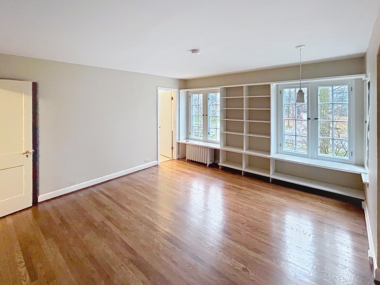 Building Photo - 2265 Stillman Rd